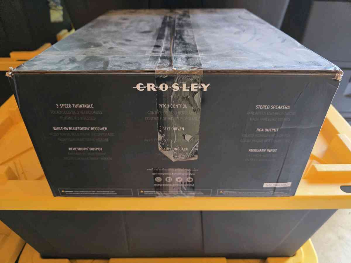 Crosley Voyager 3 Speed Portable Bluetooth Turntable Black - Overton, Texas - FleaMarketBay