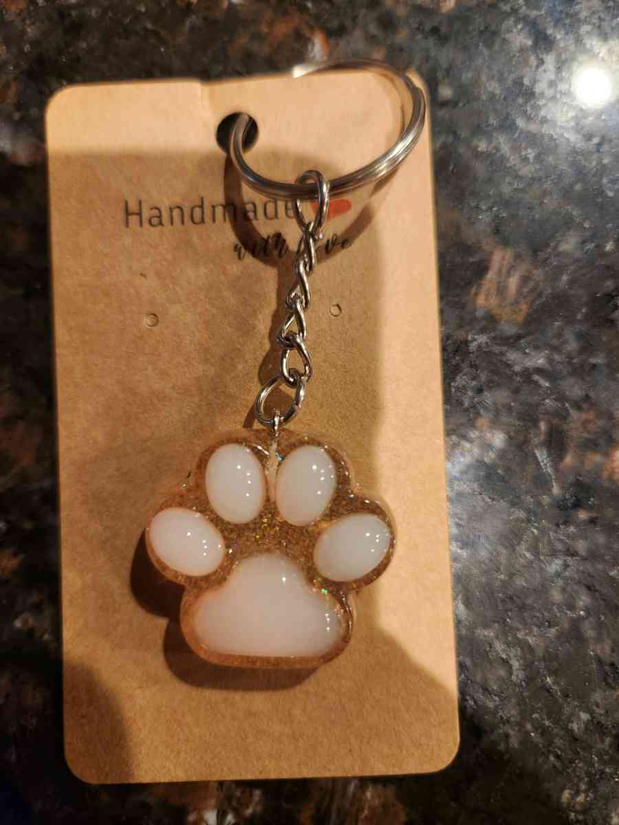 dog paw keychain
