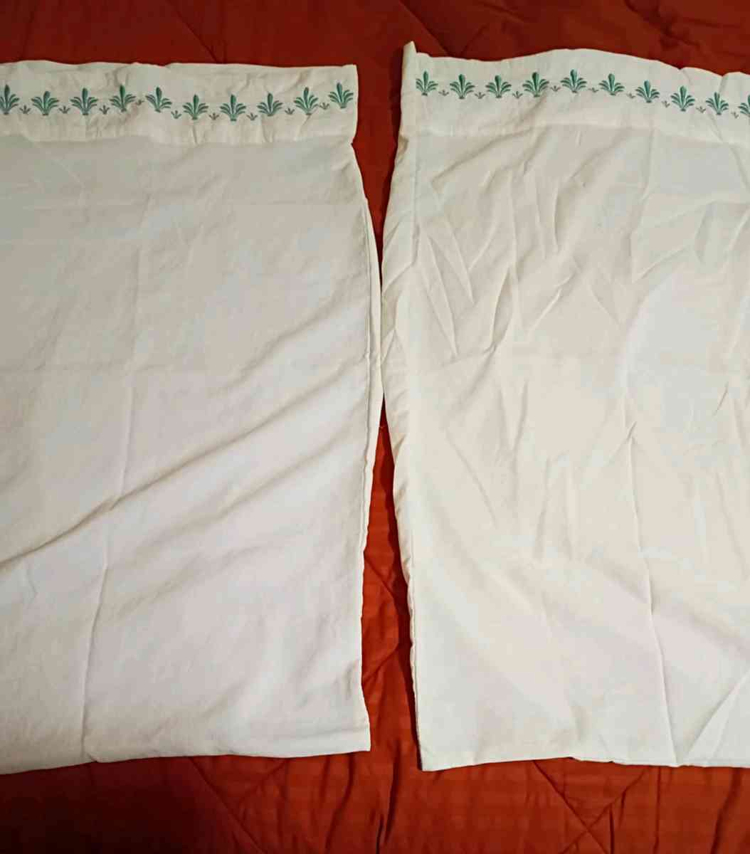 Teal Green Full Size Bed Set asking 30 OBO - Brownsville, Texas - FleaMarketBay