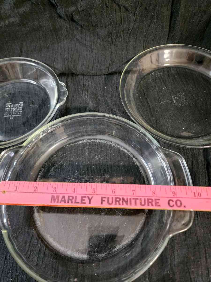 pie and tart glass pans