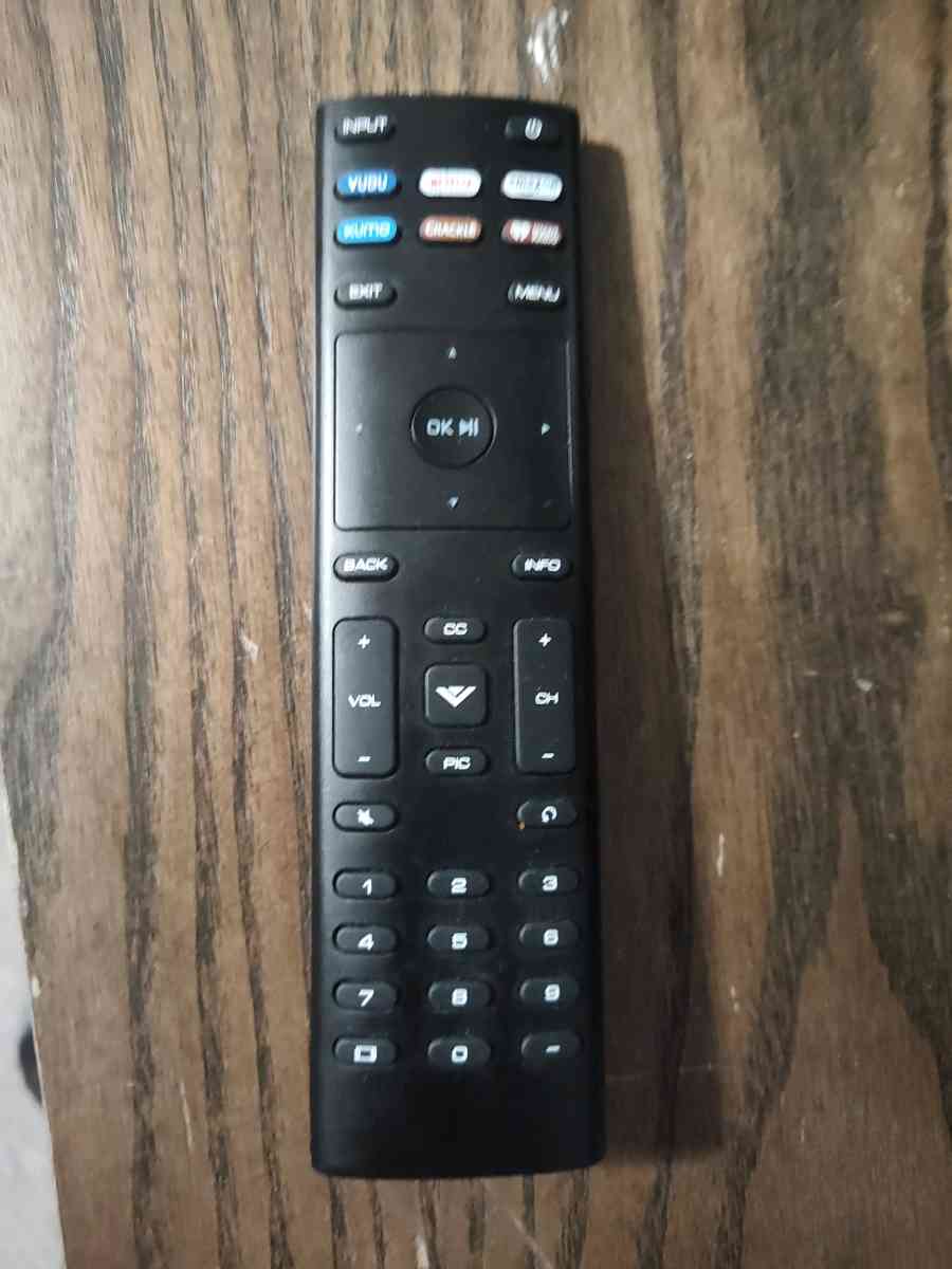 40 Inch Vizio HD TV With Vizio Remote Control - Port Orange, Florida - FleaMarketBay