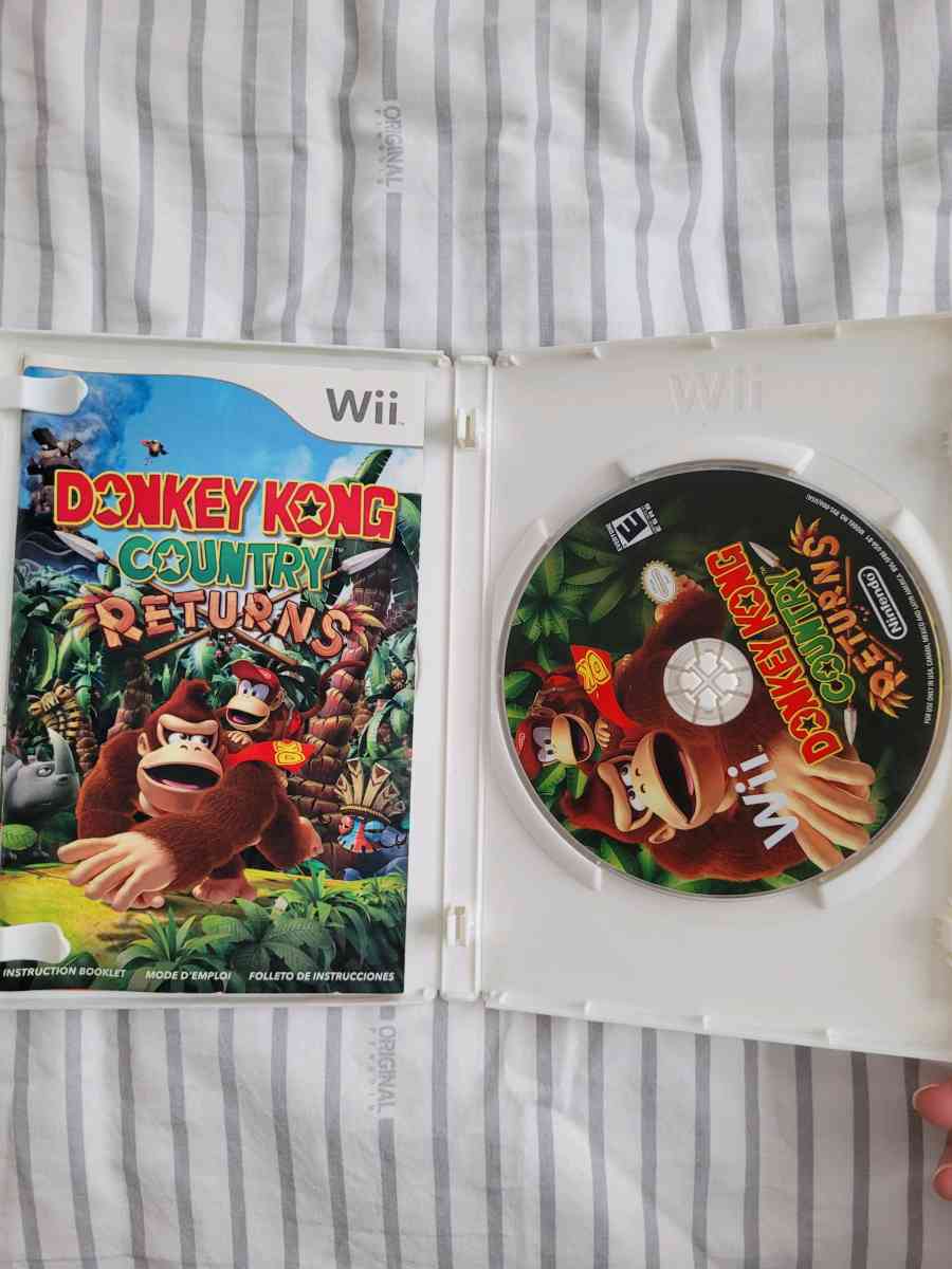 Red Wii Console Backward Compatible