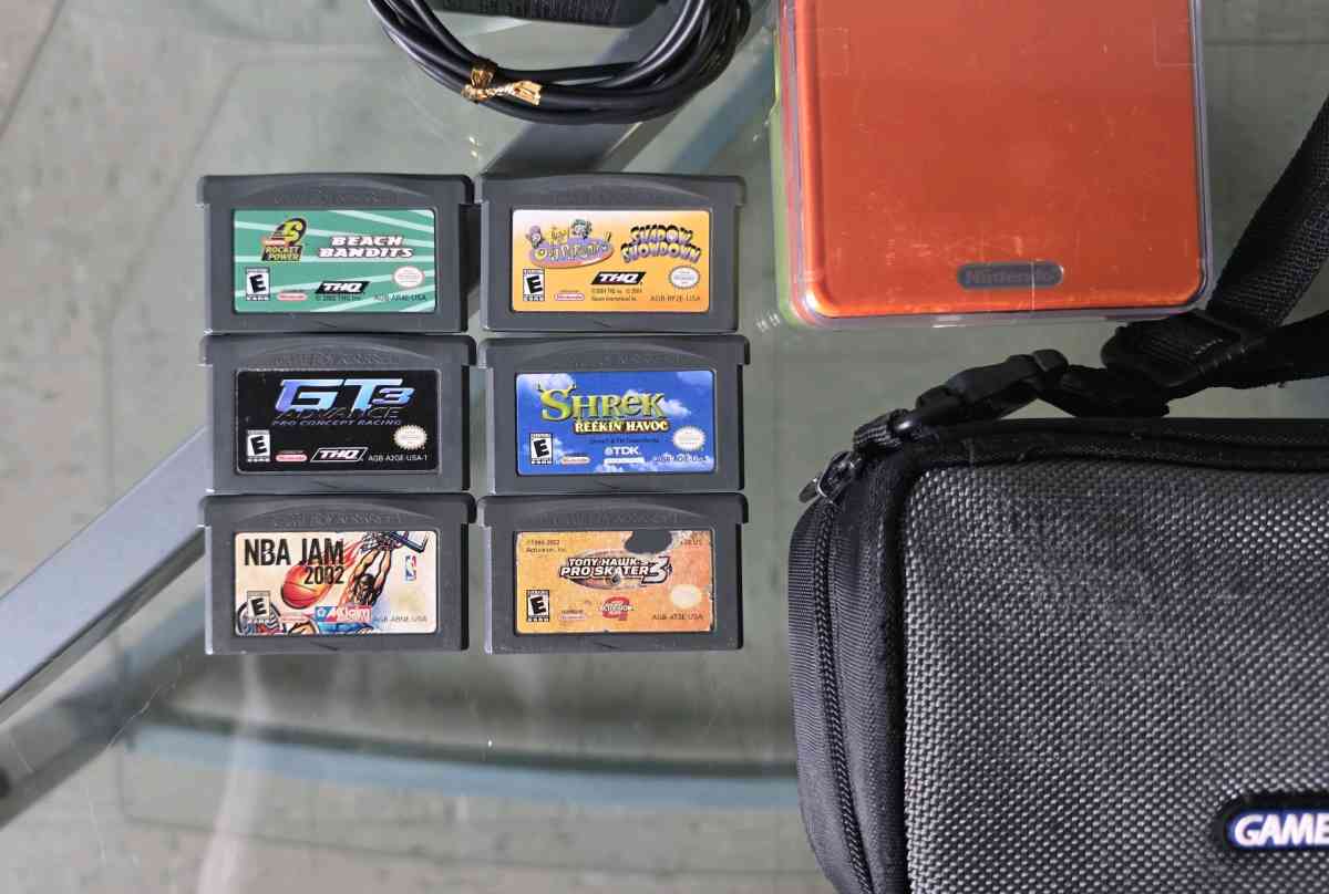 Gameboy advance sp bundle