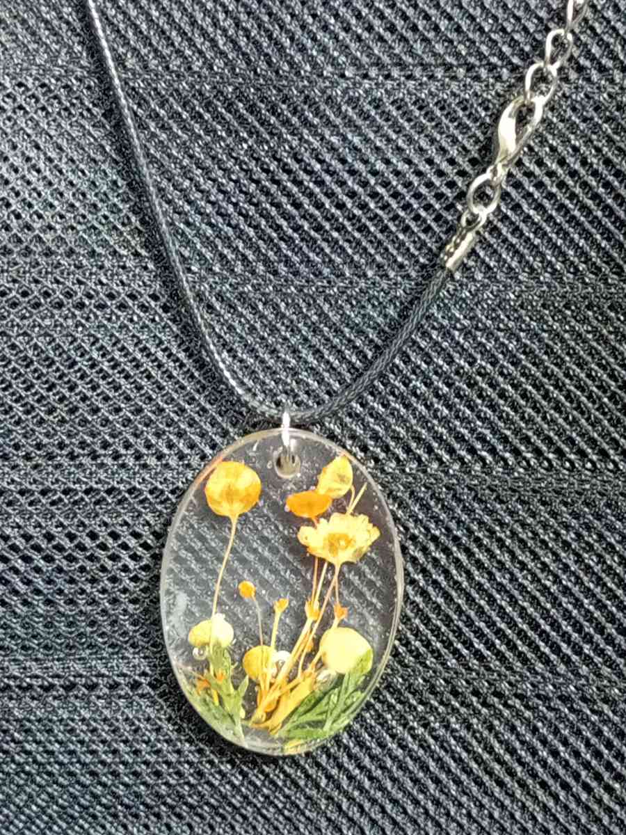 One of a kind necklace - Adelanto, California - FleaMarketBay