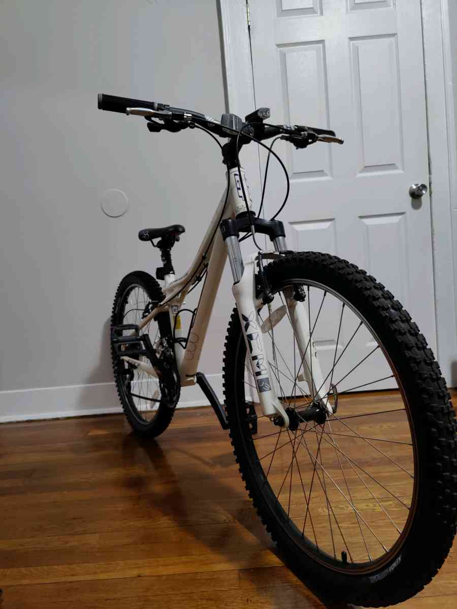 bicicleta GT 30 avalanche