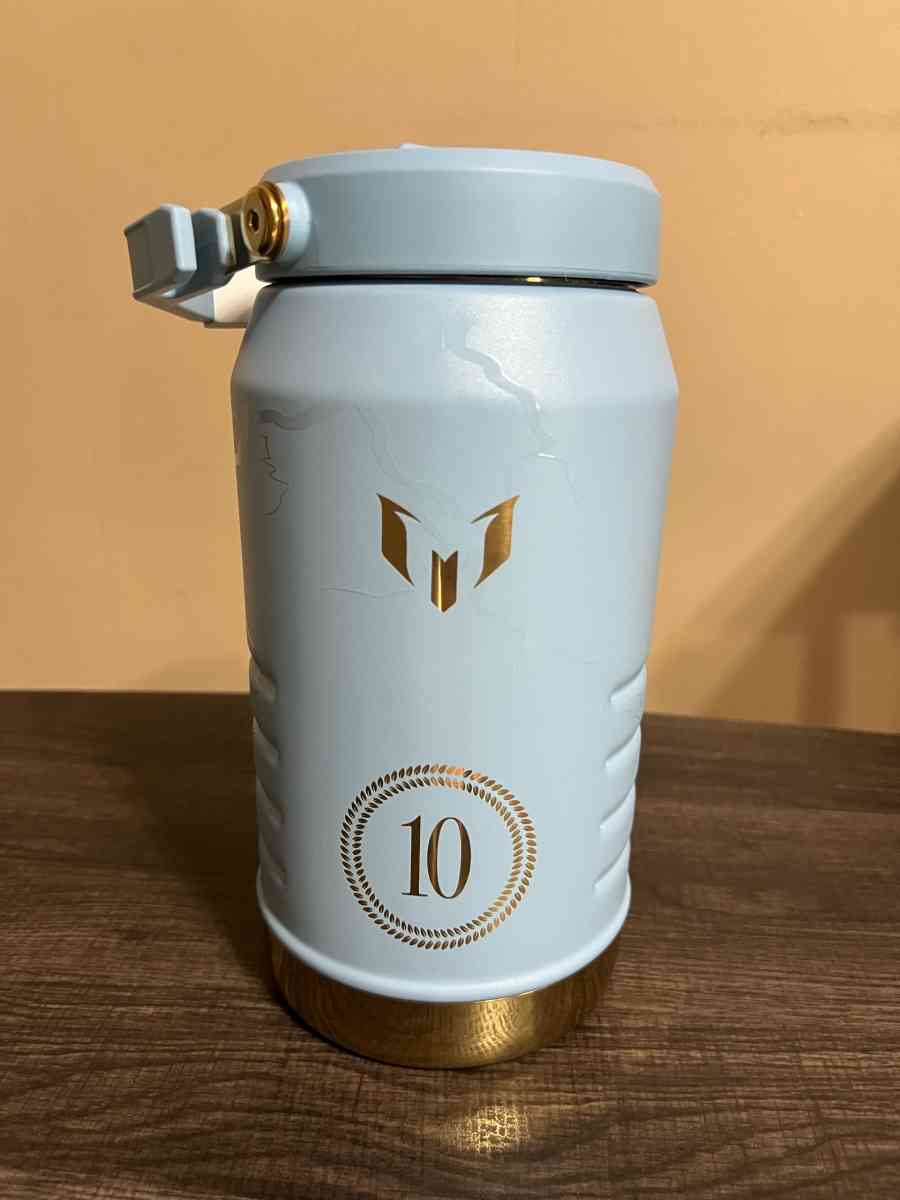 MESSI X STANLEY 1913ICEFLOW FLIP STRAWJUG - Hendersonville, Tennessee - FleaMarketBay