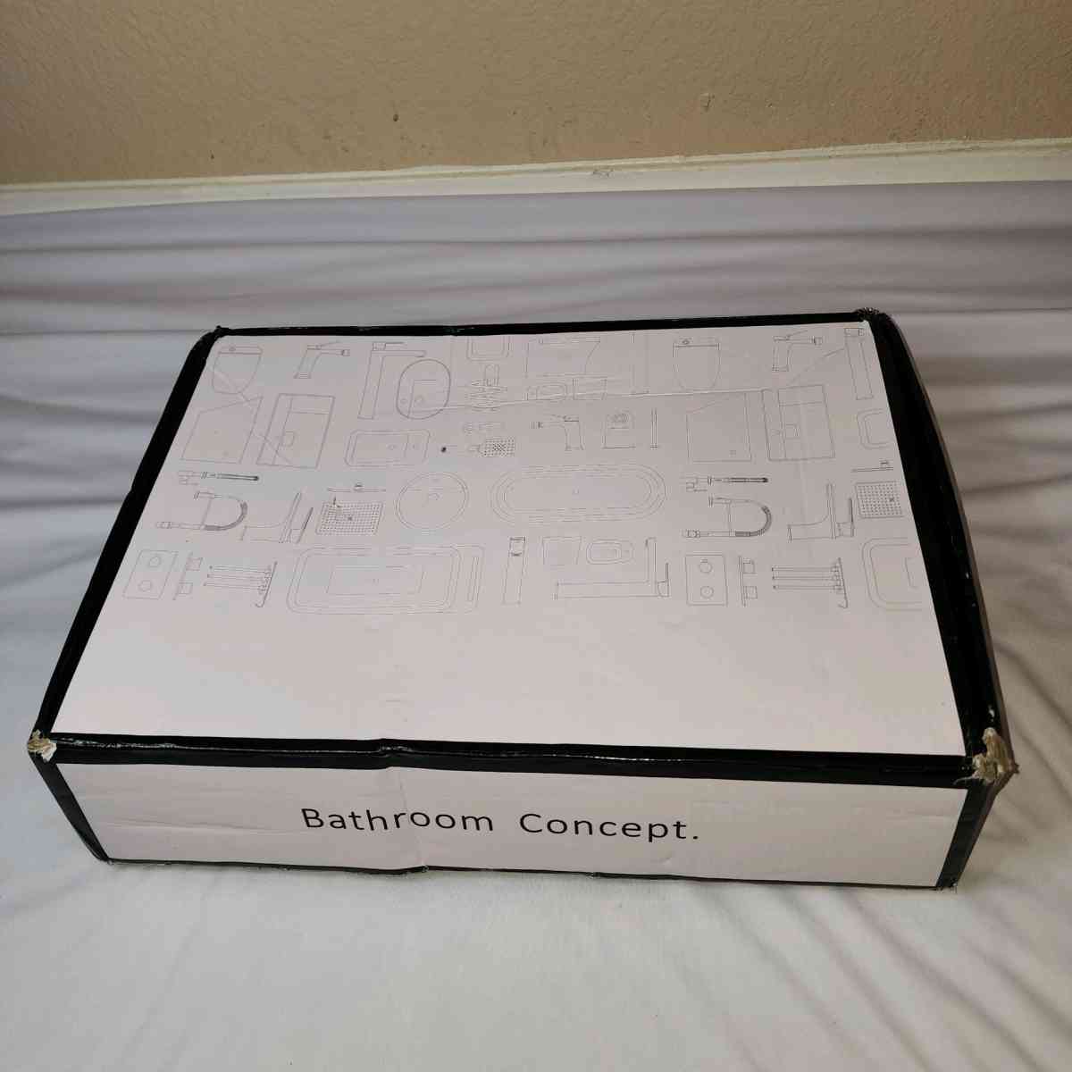 8 IN WIDESPREAD DOUBLE HANDLE 3 HOLE BATHROOM FAUCET