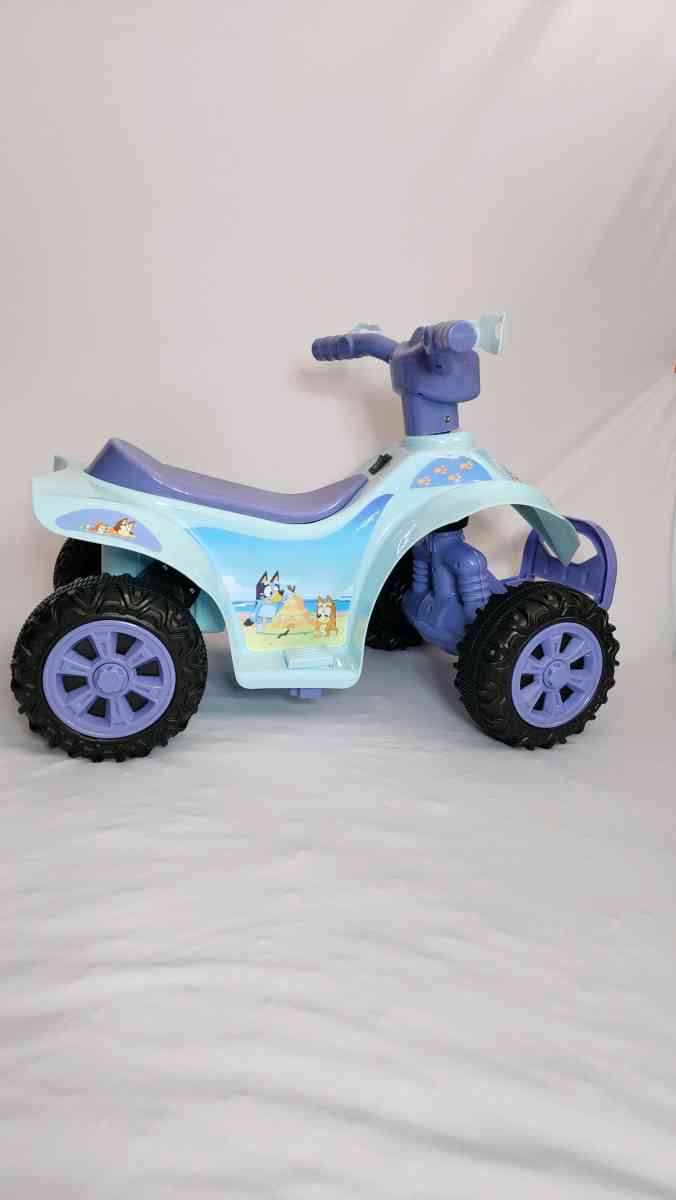 BLUEY 6V ATV RIDEON