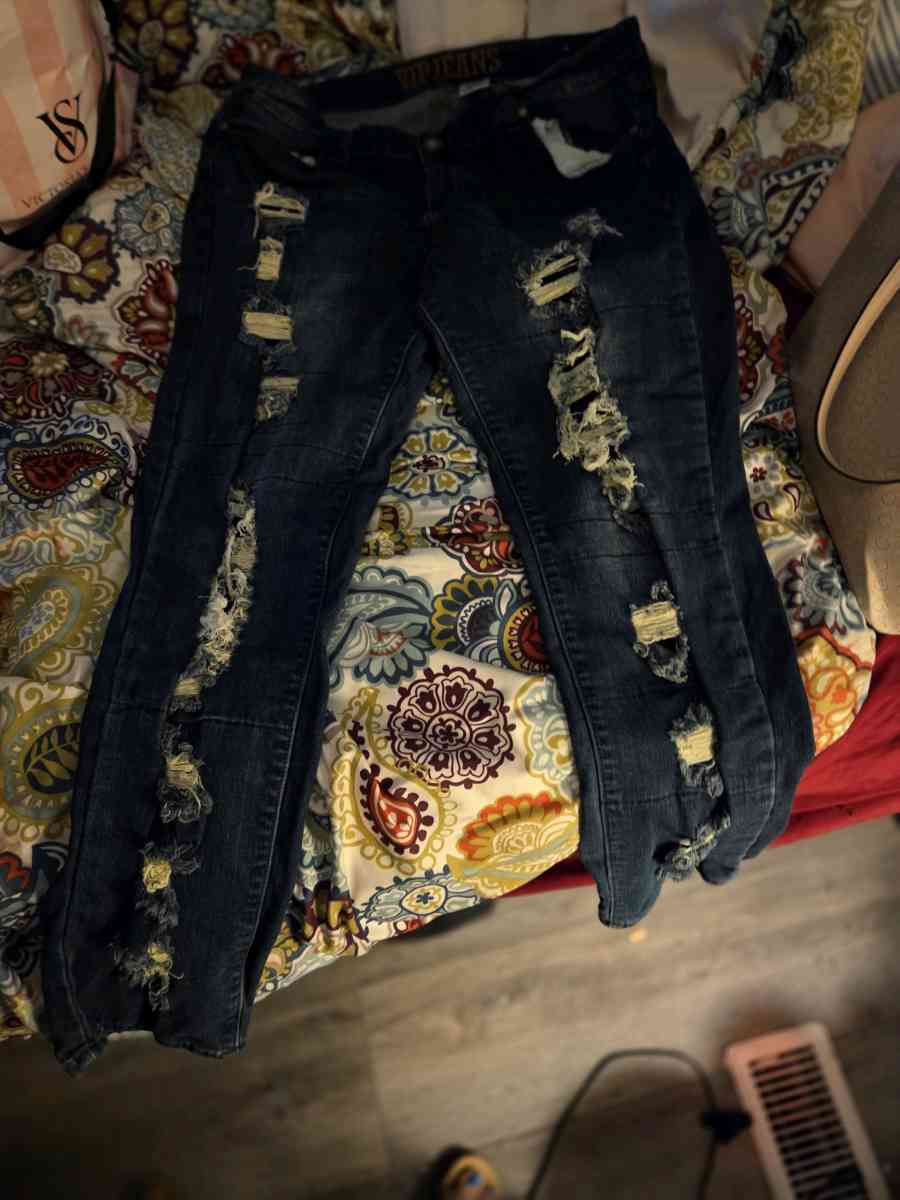 3 pairs size 16 new jeans