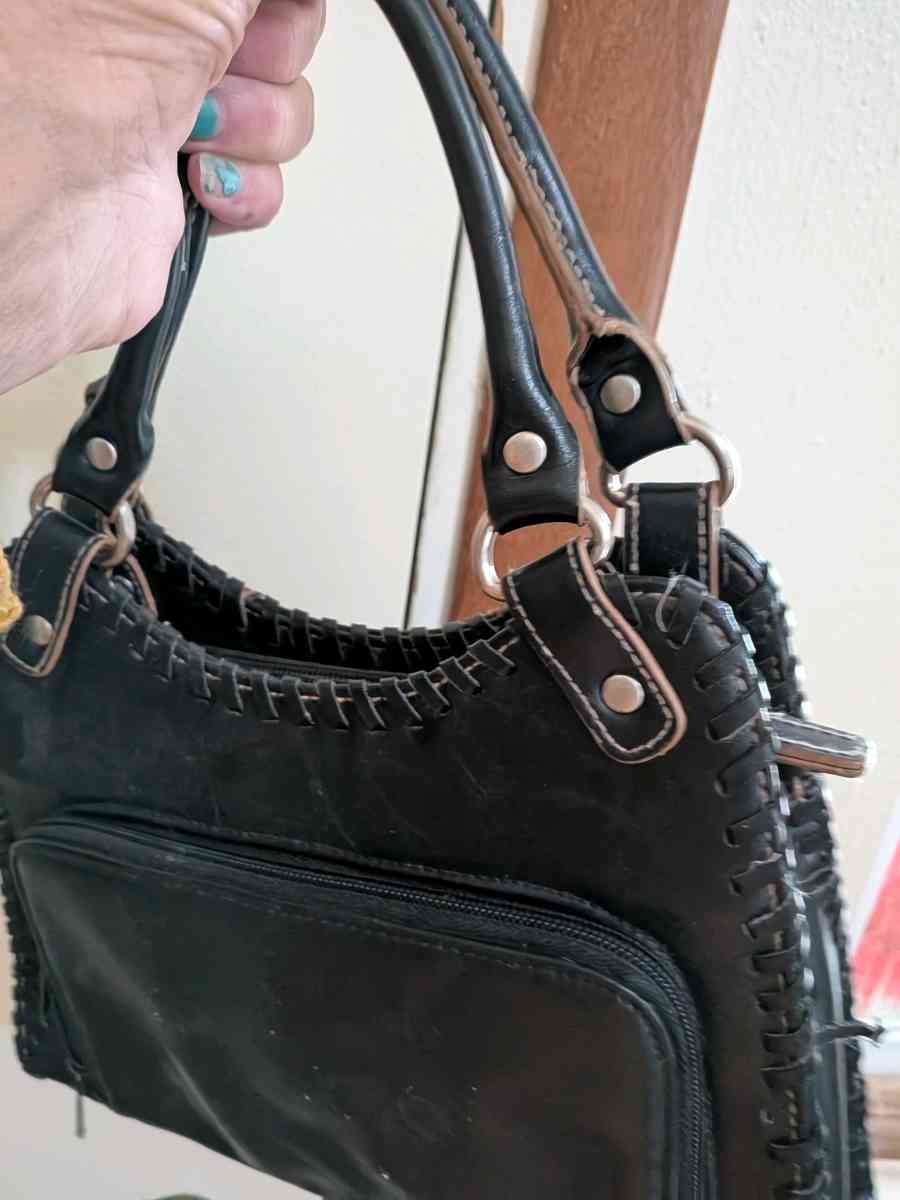 hand bag - Salina, Kansas - FleaMarketBay