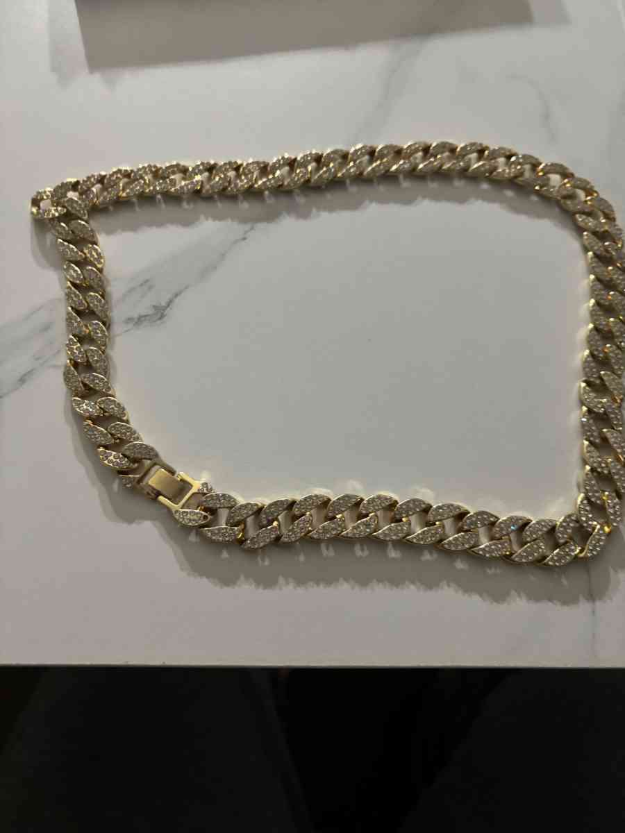 gold and diamond chain