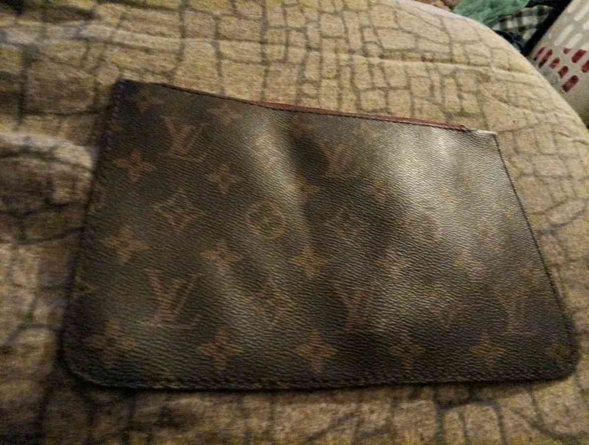 Louis Vuitton Paris edition made in France