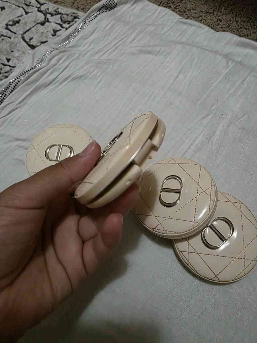 dior highlighter and bronzer as is