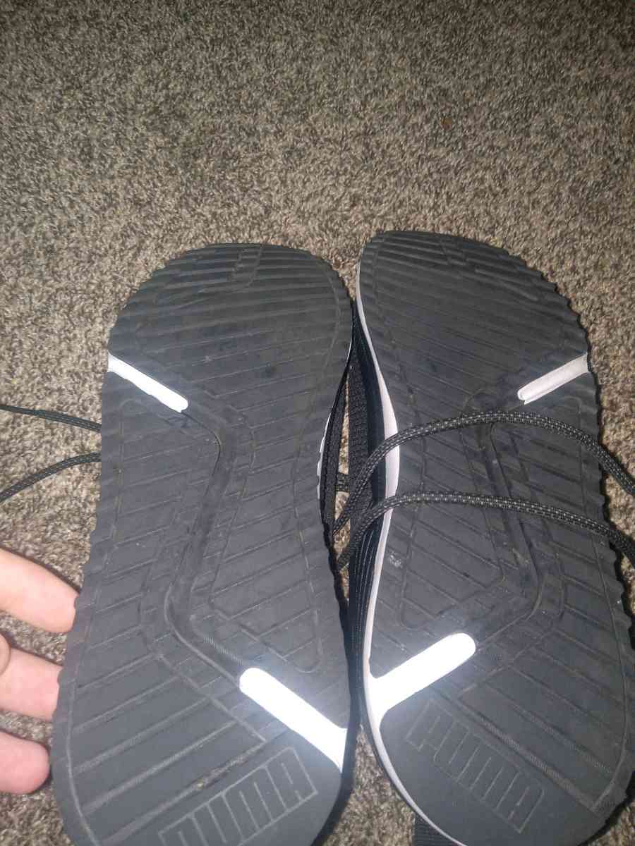 puma running shoes