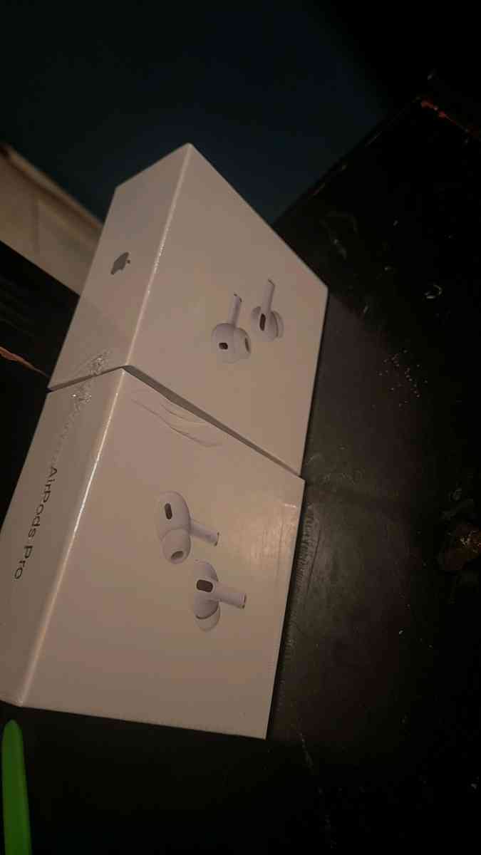 airpods pro - Fort Worth, Texas - FleaMarketBay