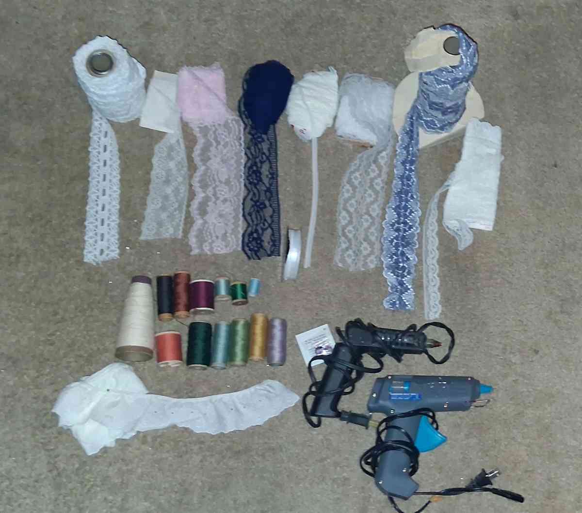 vintage craft materials bundle - Elysburg, Pennsylvania - FleaMarketBay