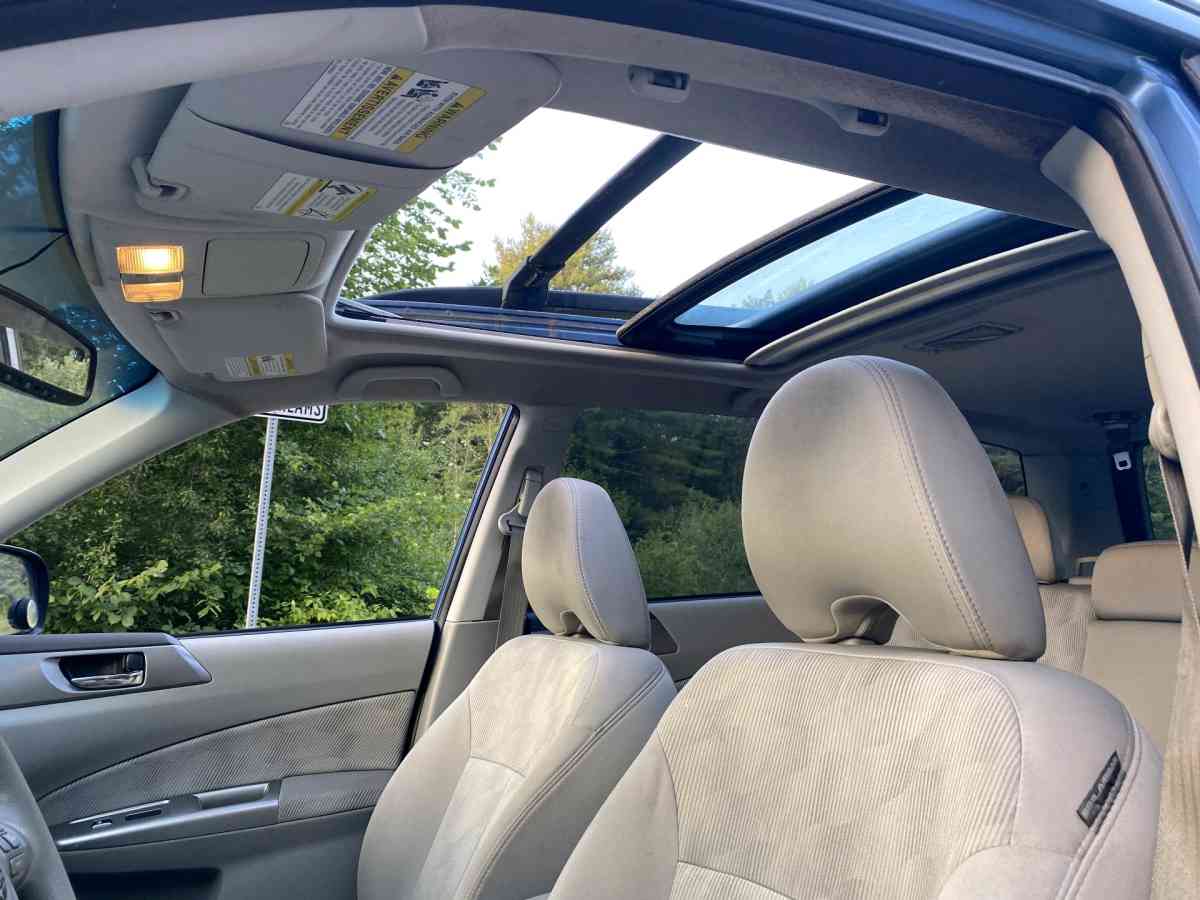 2009 Subaru Forester X Sport 201k clean title needs nothing