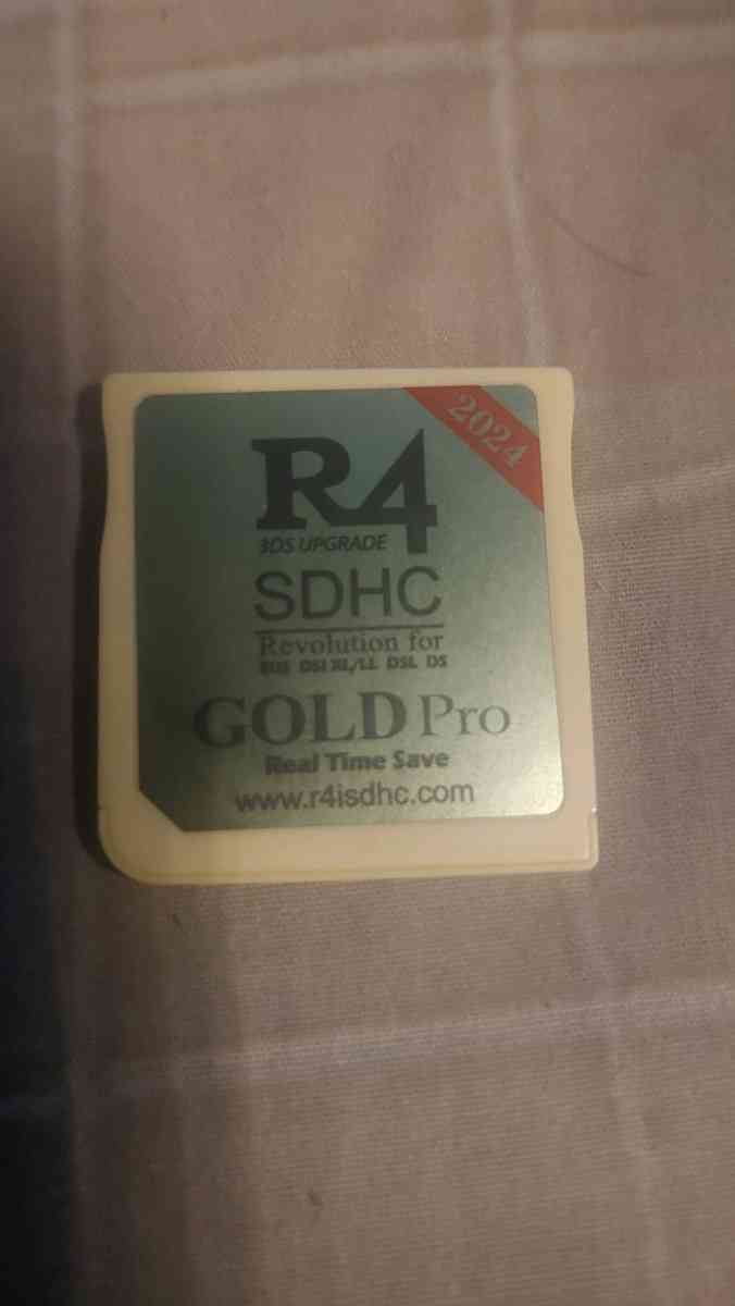 r4 gold pro with games and SD card - Detroit, Michigan - FleaMarketBay
