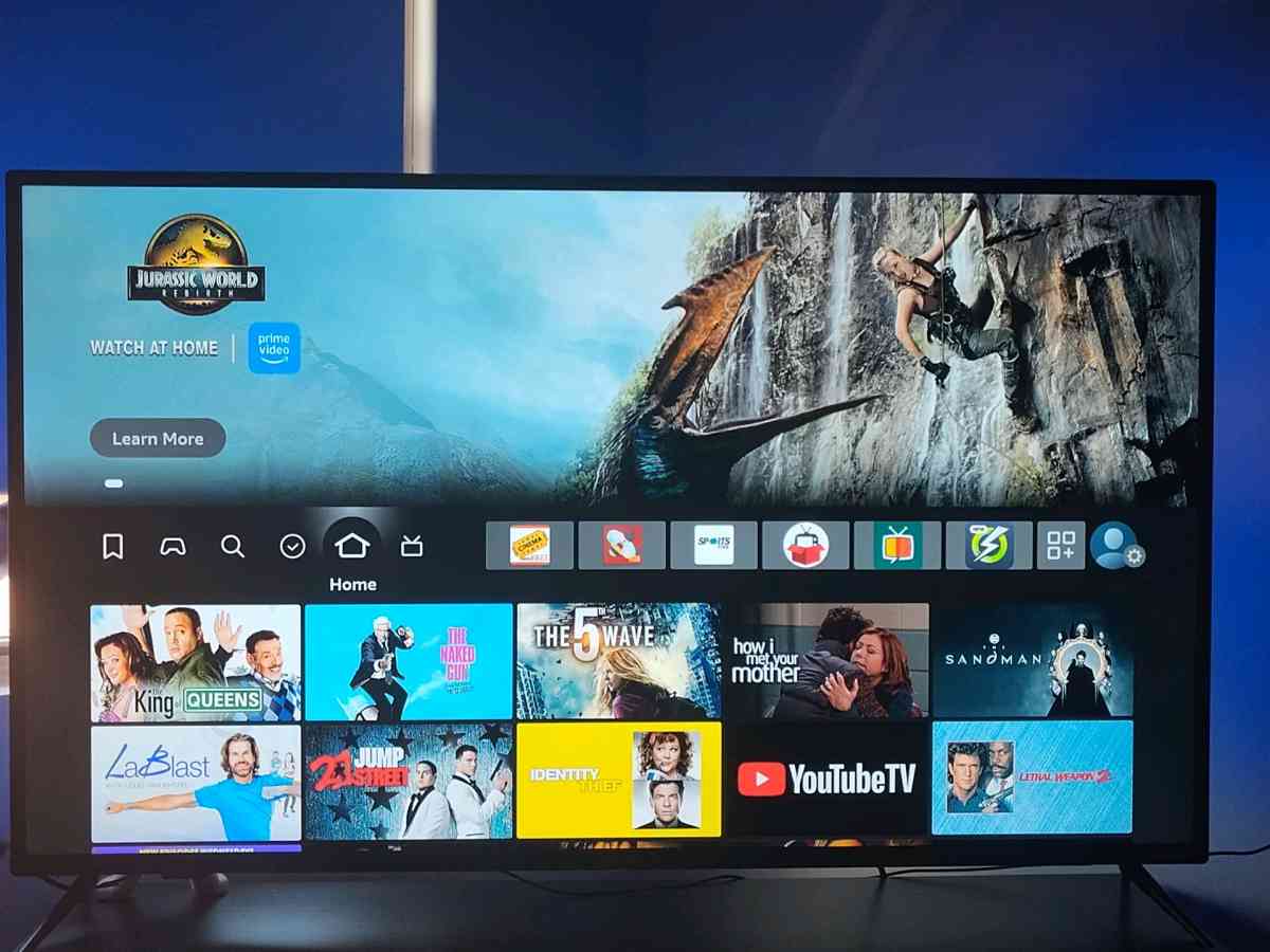 55 inch 4k Smart Tv With Led Light And Firestick 4k Max - Pawtucket, Rhode Island - FleaMarketBay