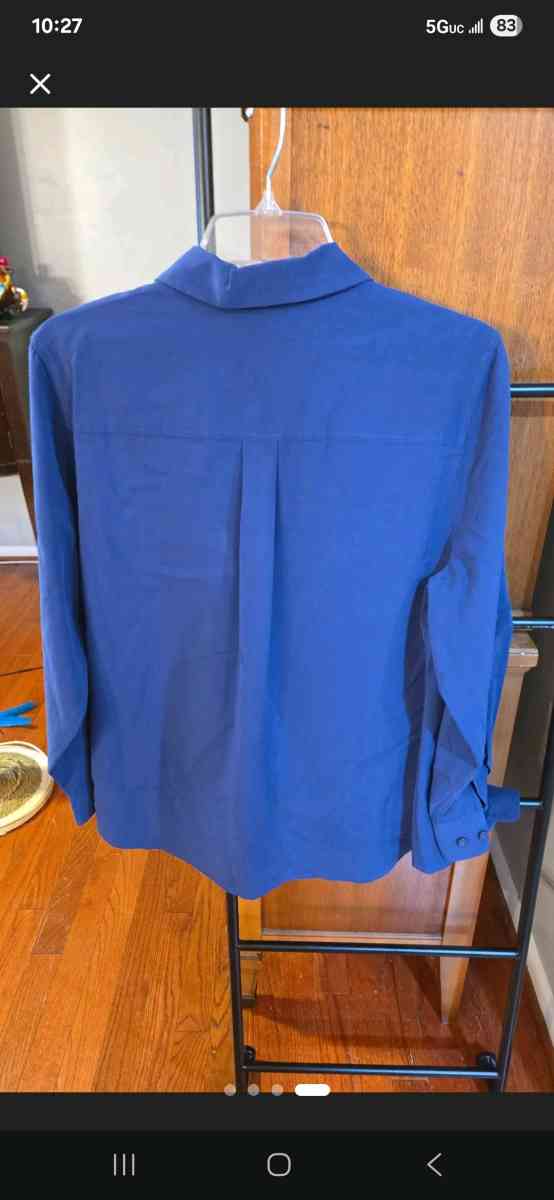 Chicos Womens 2P Long Sleeve Blue ButtonUp Shirt - Woodbridge, Virginia - FleaMarketBay