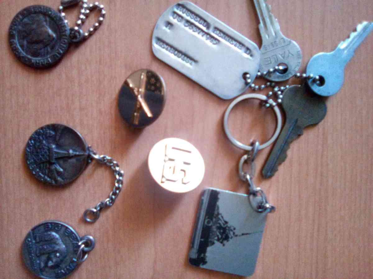 8 gb memory sticksx2 rare coins stamps jewelry more - San Dimas, California - FleaMarketBay