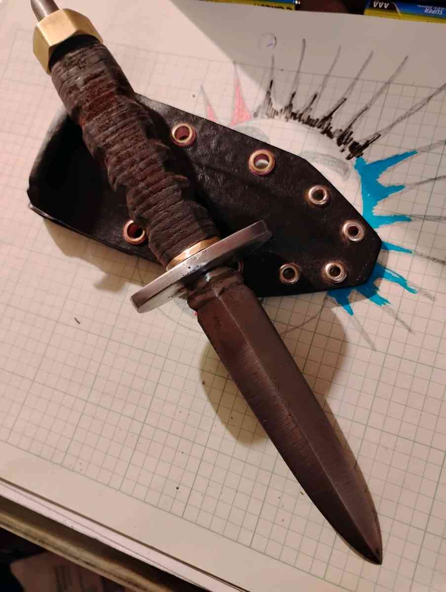 handcrafted custom made fixed blade double edged dagger