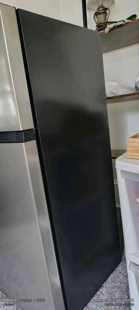 mini fridge - Statesville, North Carolina - FleaMarketBay