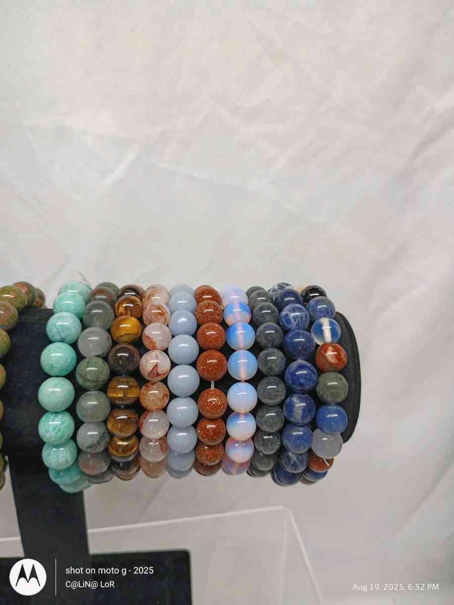 Crystal bracelets - La Crosse, Wisconsin - FleaMarketBay