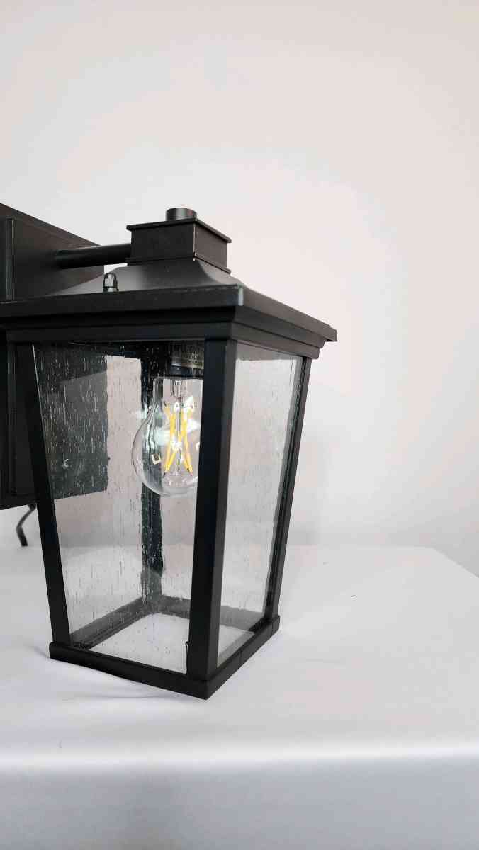BLACK 1LIGHT OUTDOOR WALL SCONCE WITH SEEDED GLASS SHADE