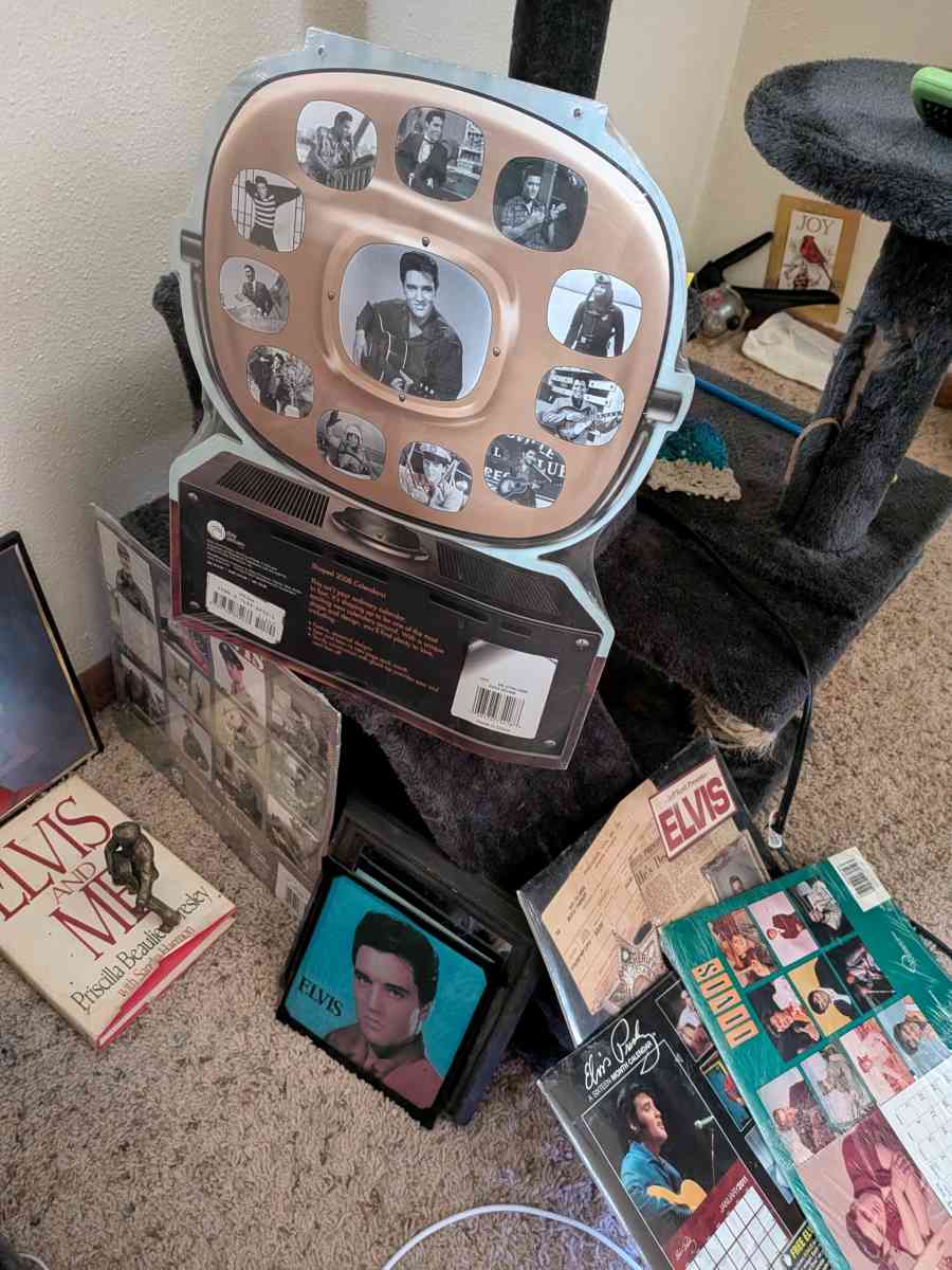 Everything Elvis Presley paraphernalia - Salina, Kansas - FleaMarketBay
