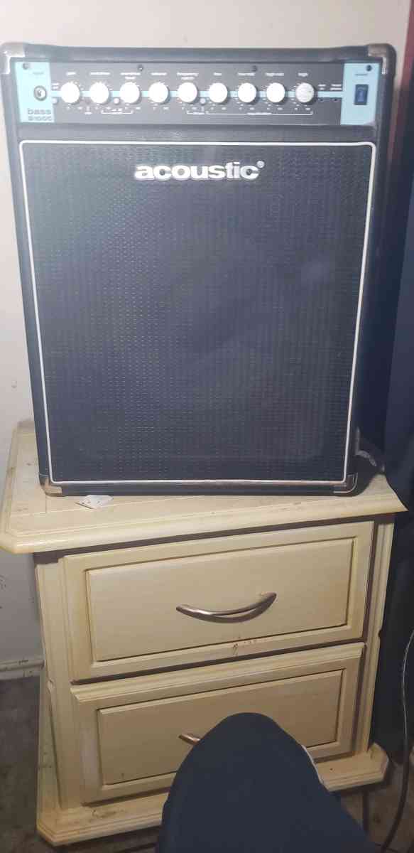 4 string Bass with 100 watt amp