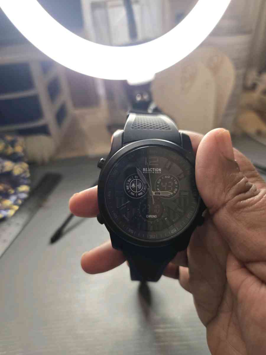 Kenneth Cole Black Reaction Mens watch