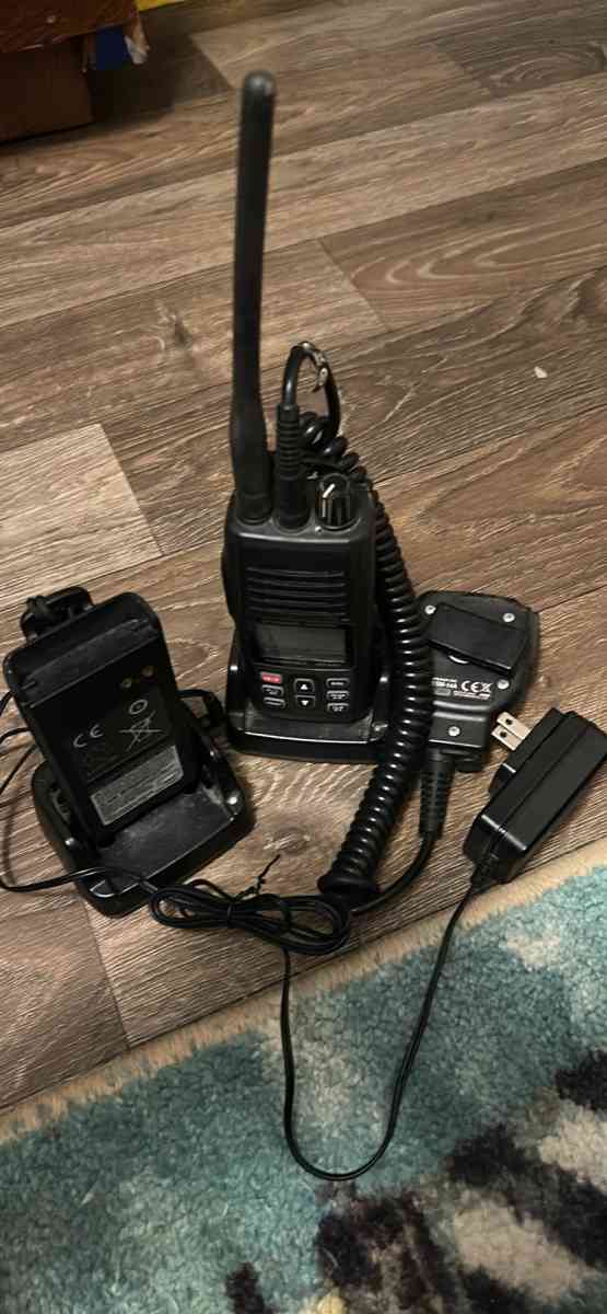 handheld radio - Baton Rouge, Louisiana - FleaMarketBay