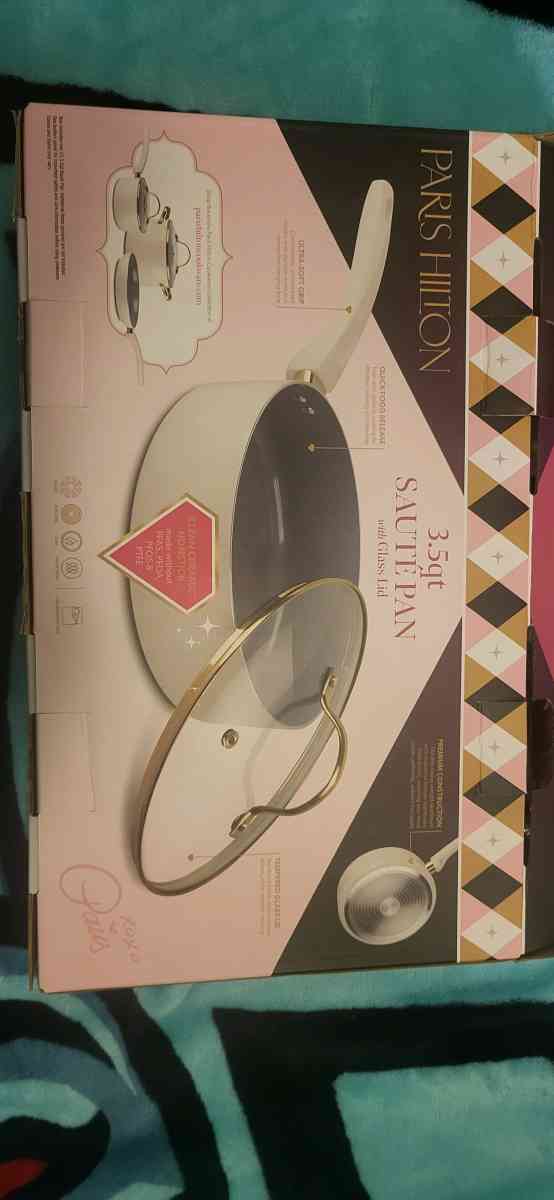 Paris Hilton Saute Pan With Glass Lid Brand Newin box
