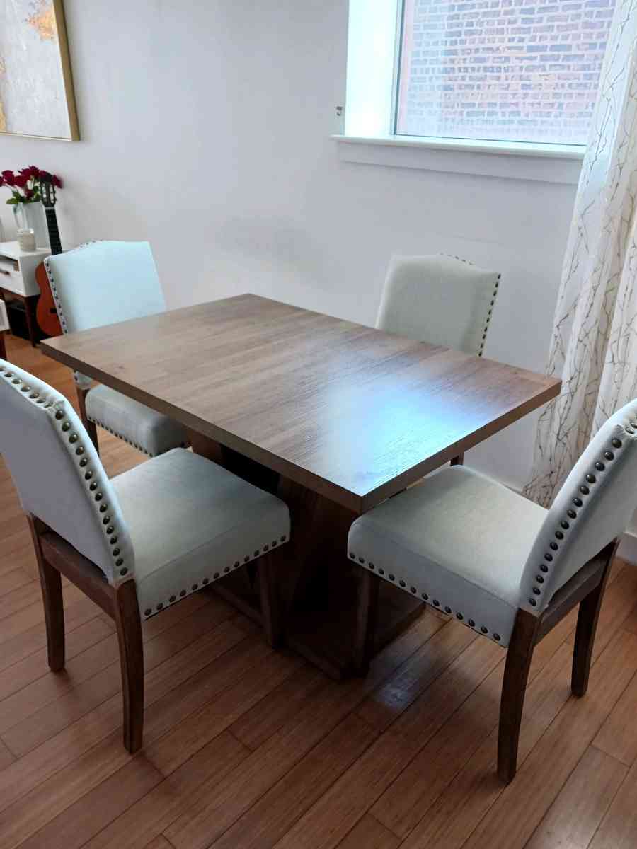 Brand New 4PC Dining Set Bronx Pickup - Bronx, New York - FleaMarketBay