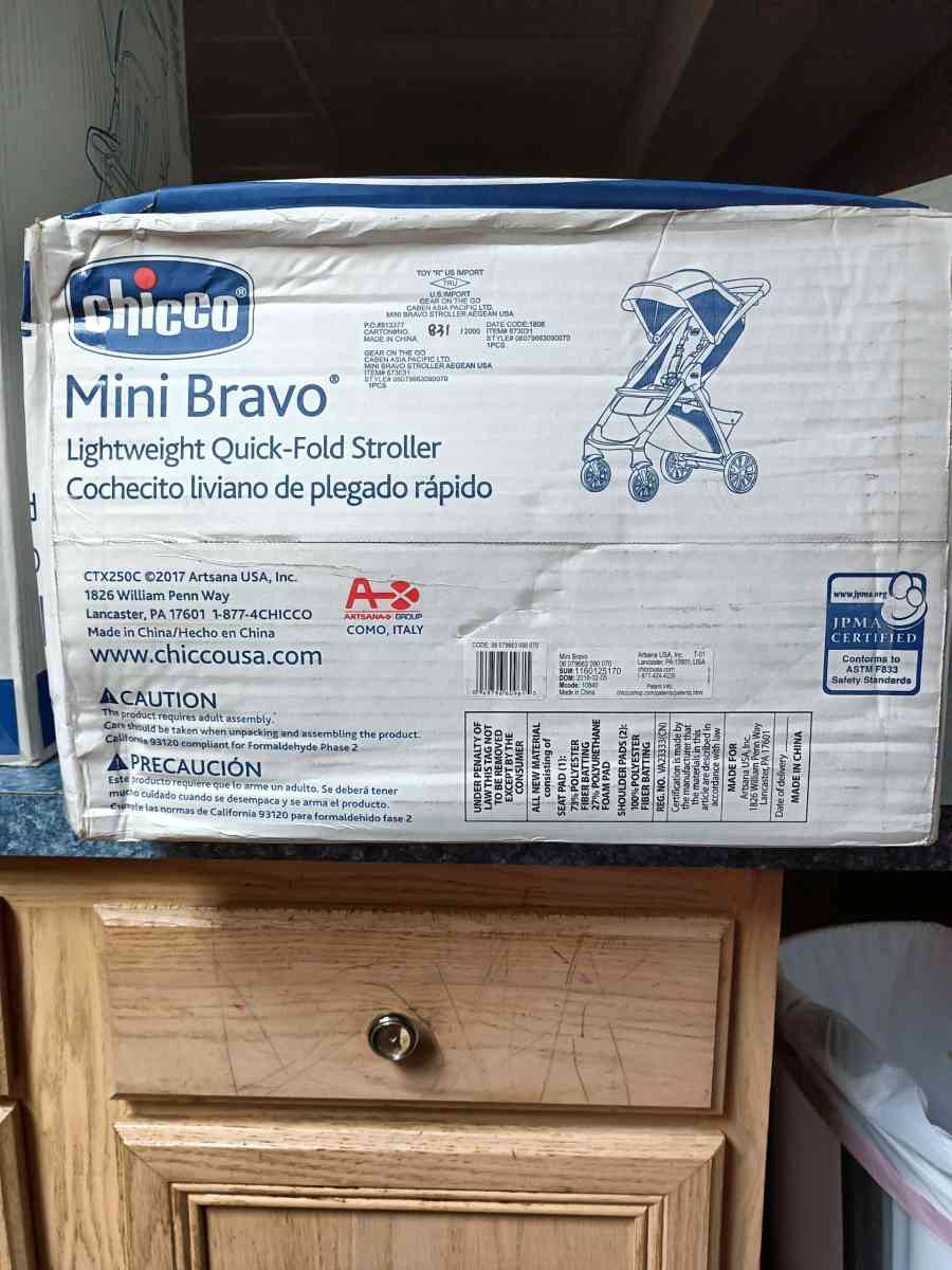 Chicco lightweight Stroller