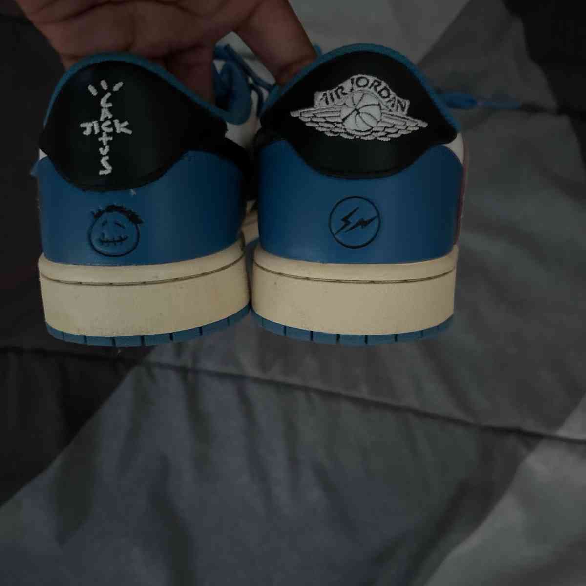 Travis Scott Fragment Low shipping available