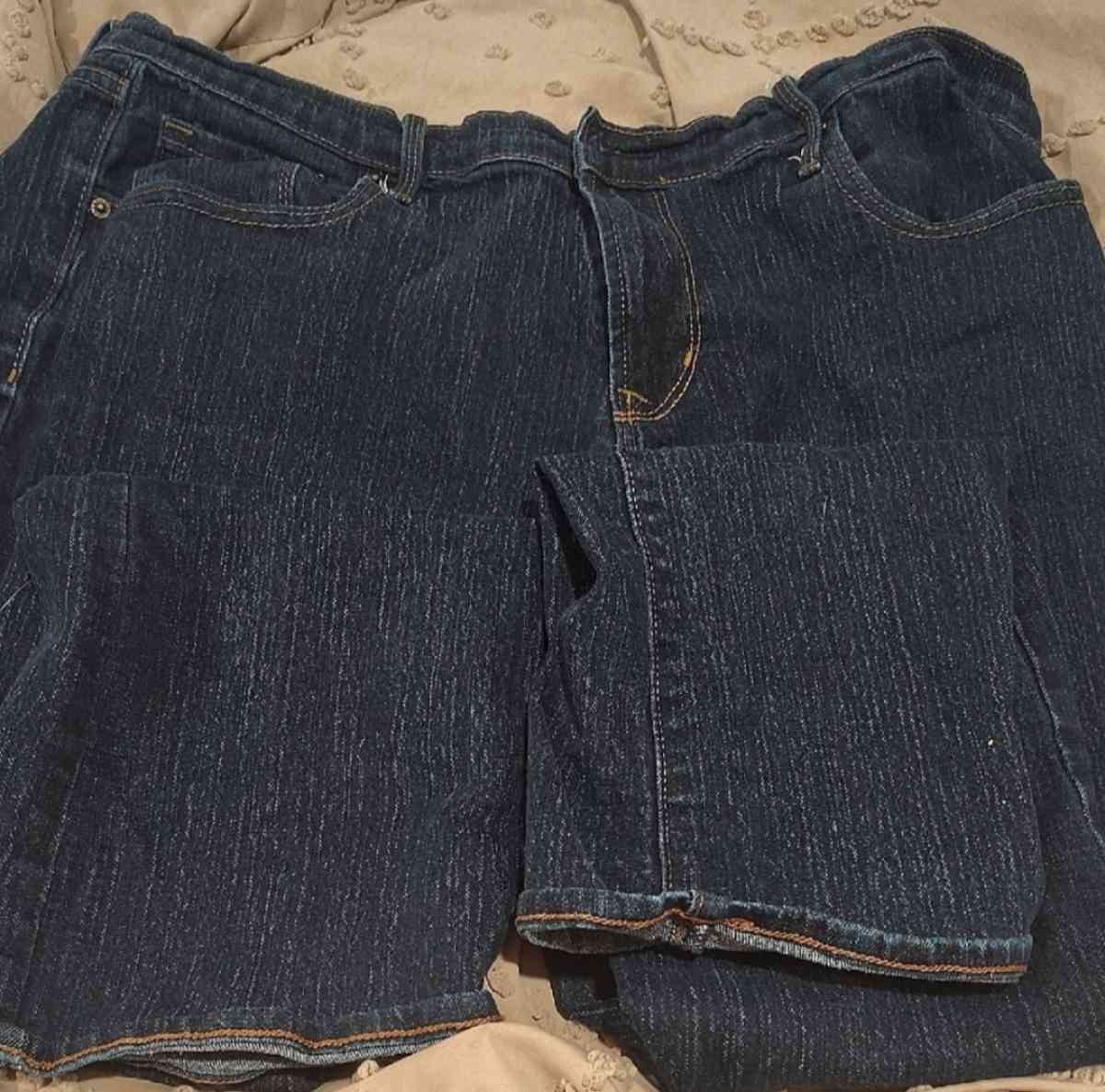 jeans old navy - Stamps, Arkansas - FleaMarketBay
