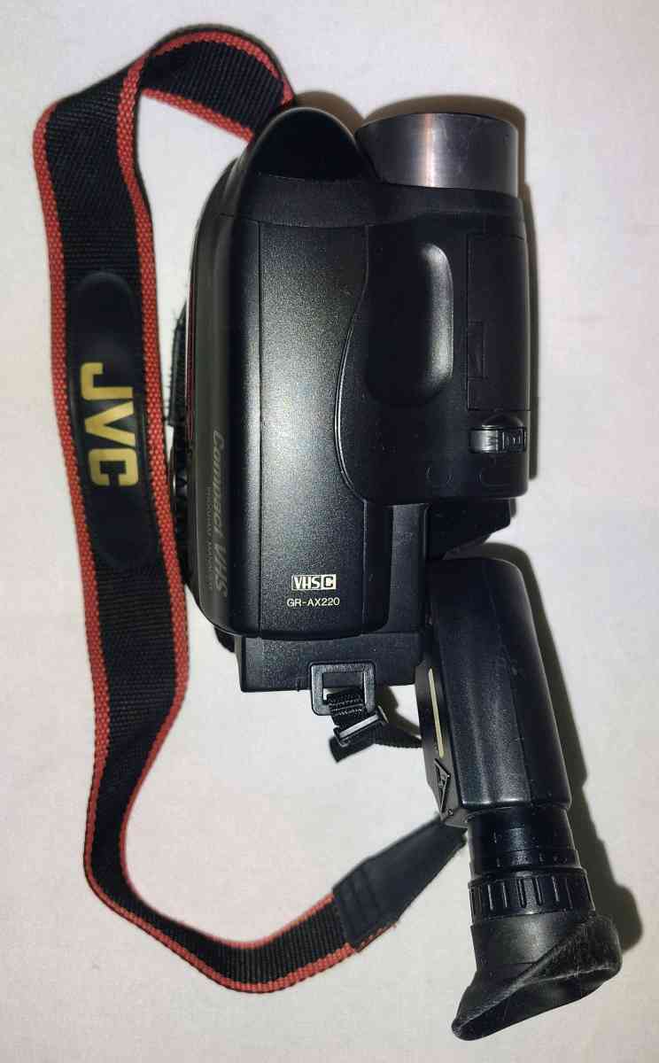 vintage JVC compact VHS camcorder GR AX series