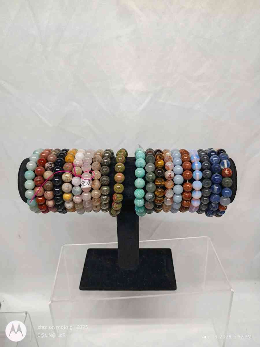 Crystal bracelets - La Crosse, Wisconsin - FleaMarketBay