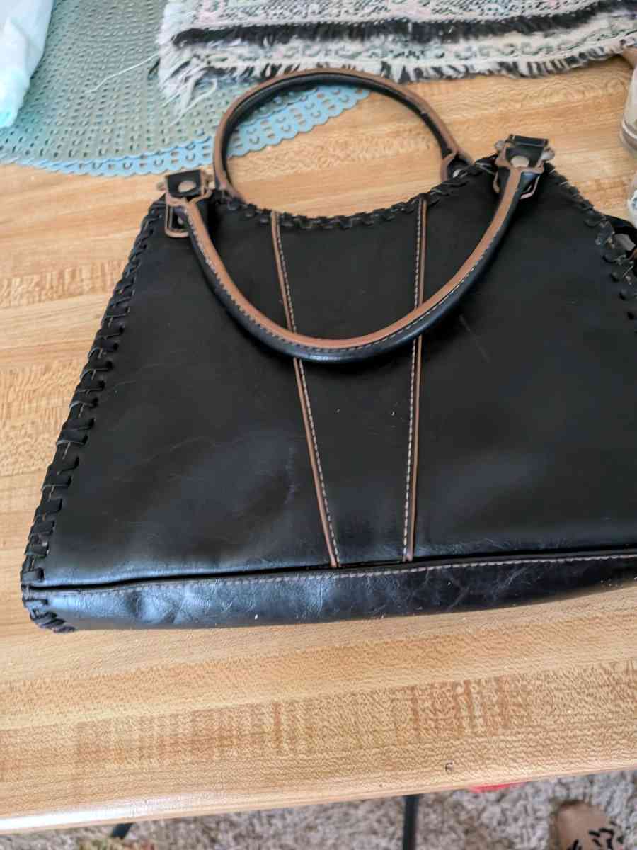 hand bag - Salina, Kansas - FleaMarketBay