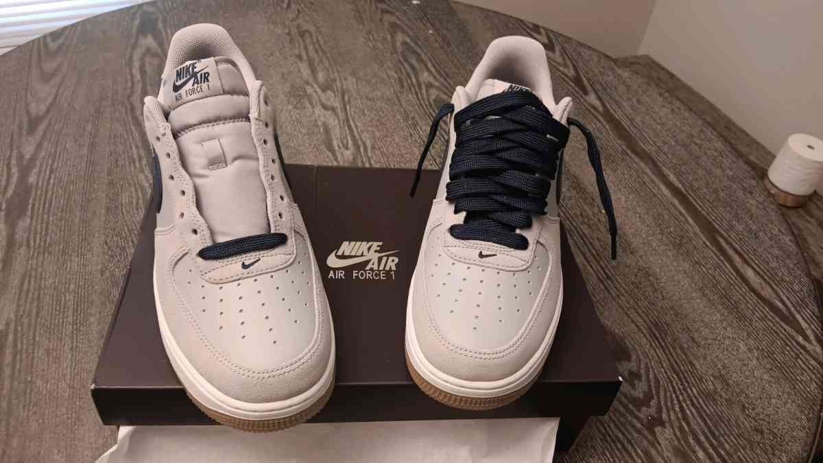 Nike Air Force 1 - Plain Dealing, Louisiana - FleaMarketBay