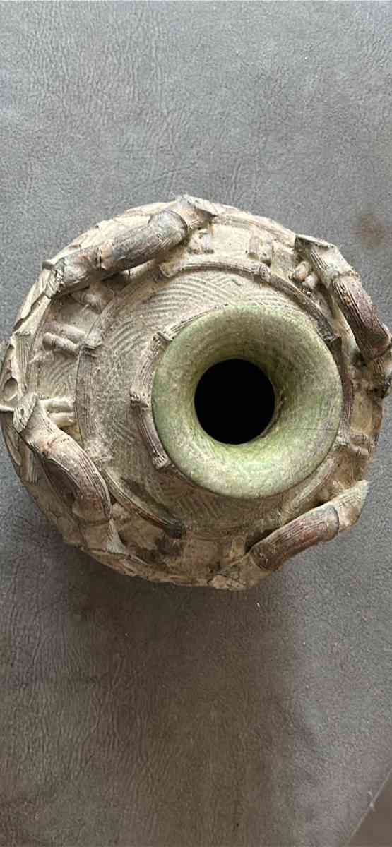 Terracotta Urn Vase - Philadelphia, Pennsylvania - FleaMarketBay