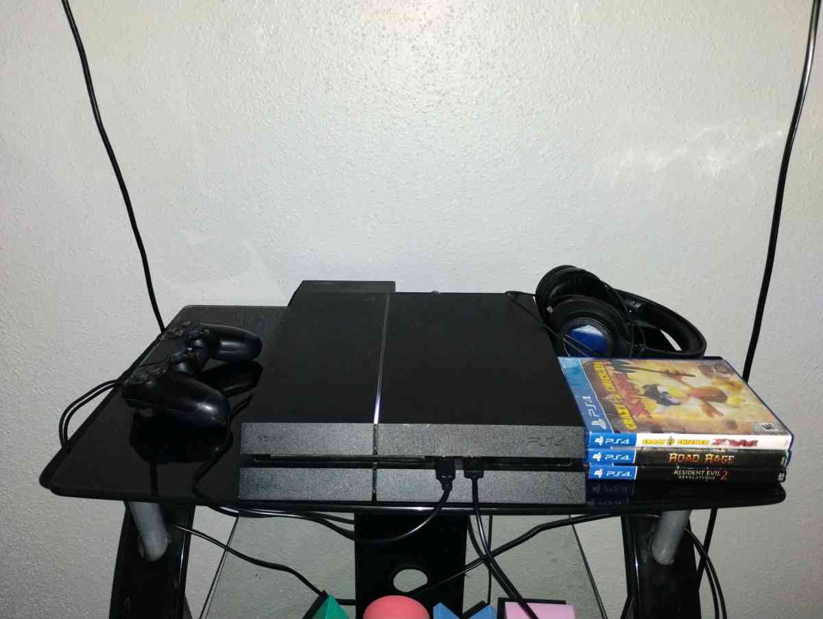 PS4 game - Houston, Texas - FleaMarketBay