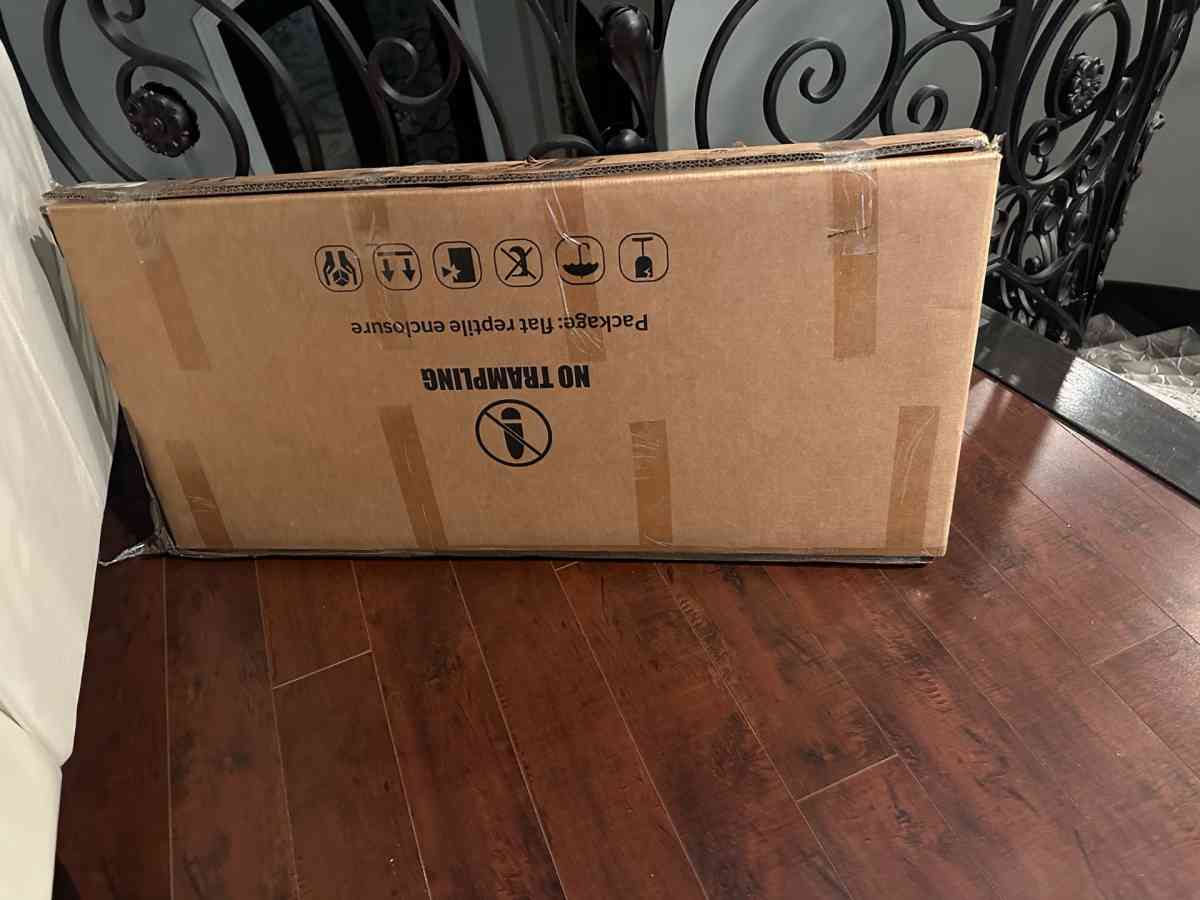 white 40x16x16  reptile enclosure