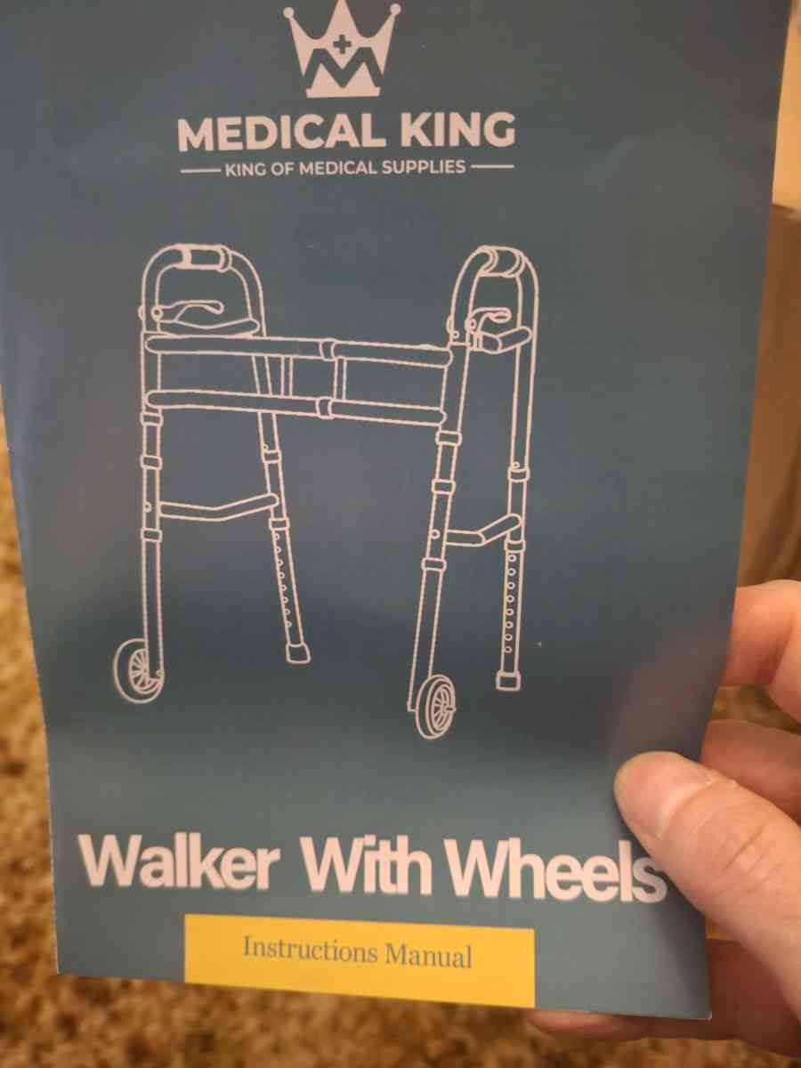 Adjustable walker with wheels - Syracuse, New York - FleaMarketBay