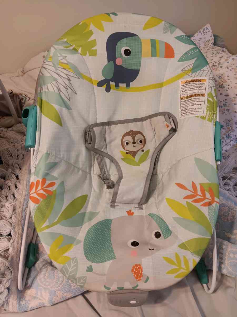 Baby swing and baby seat bundle