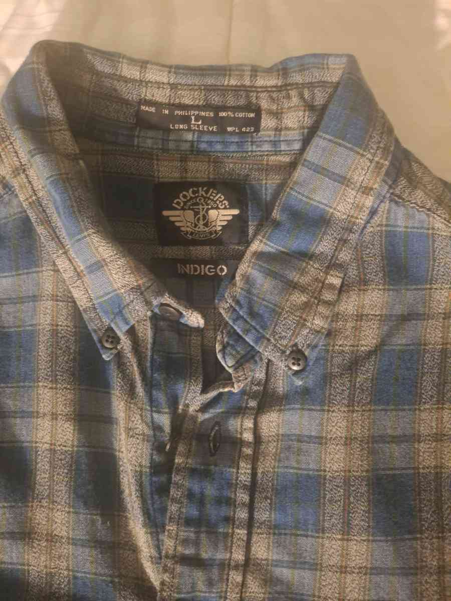Dockers FlannelL - Syracuse, New York - FleaMarketBay