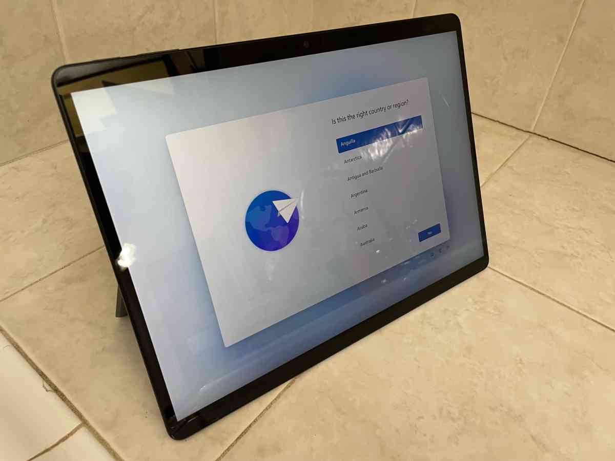 Surface Pro 6 Laptop Tablet - West Palm Beach, Florida - FleaMarketBay