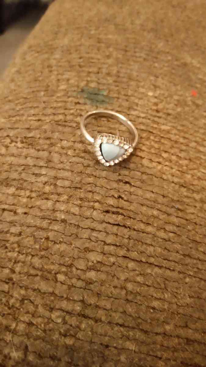 vintage clip on earrings and turquoise ring size 7